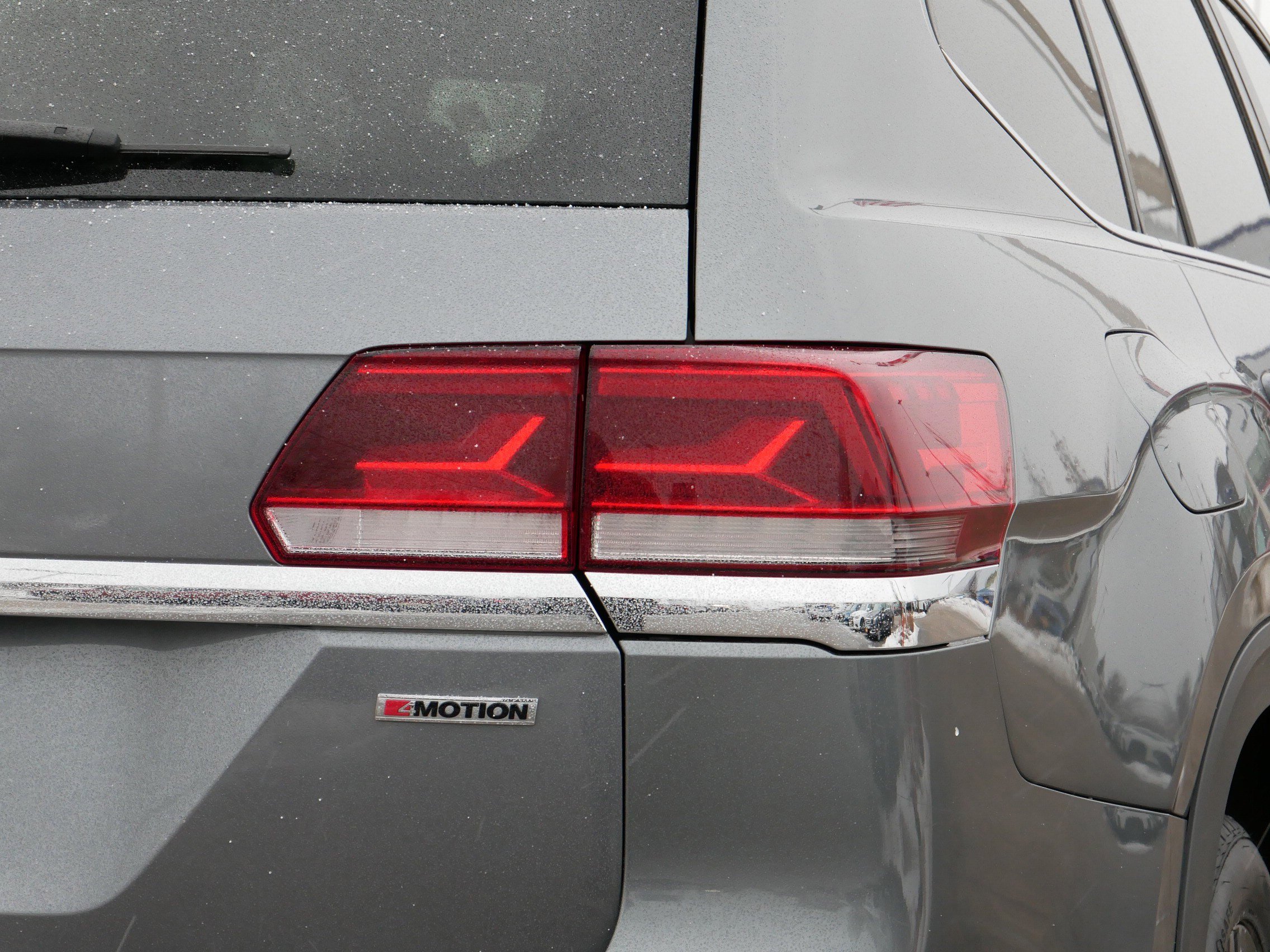 Used 2021 Volkswagen Atlas SE image 17