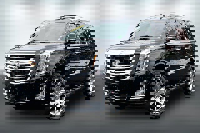 Used 2019 Cadillac Escalade Premium Luxury image 11