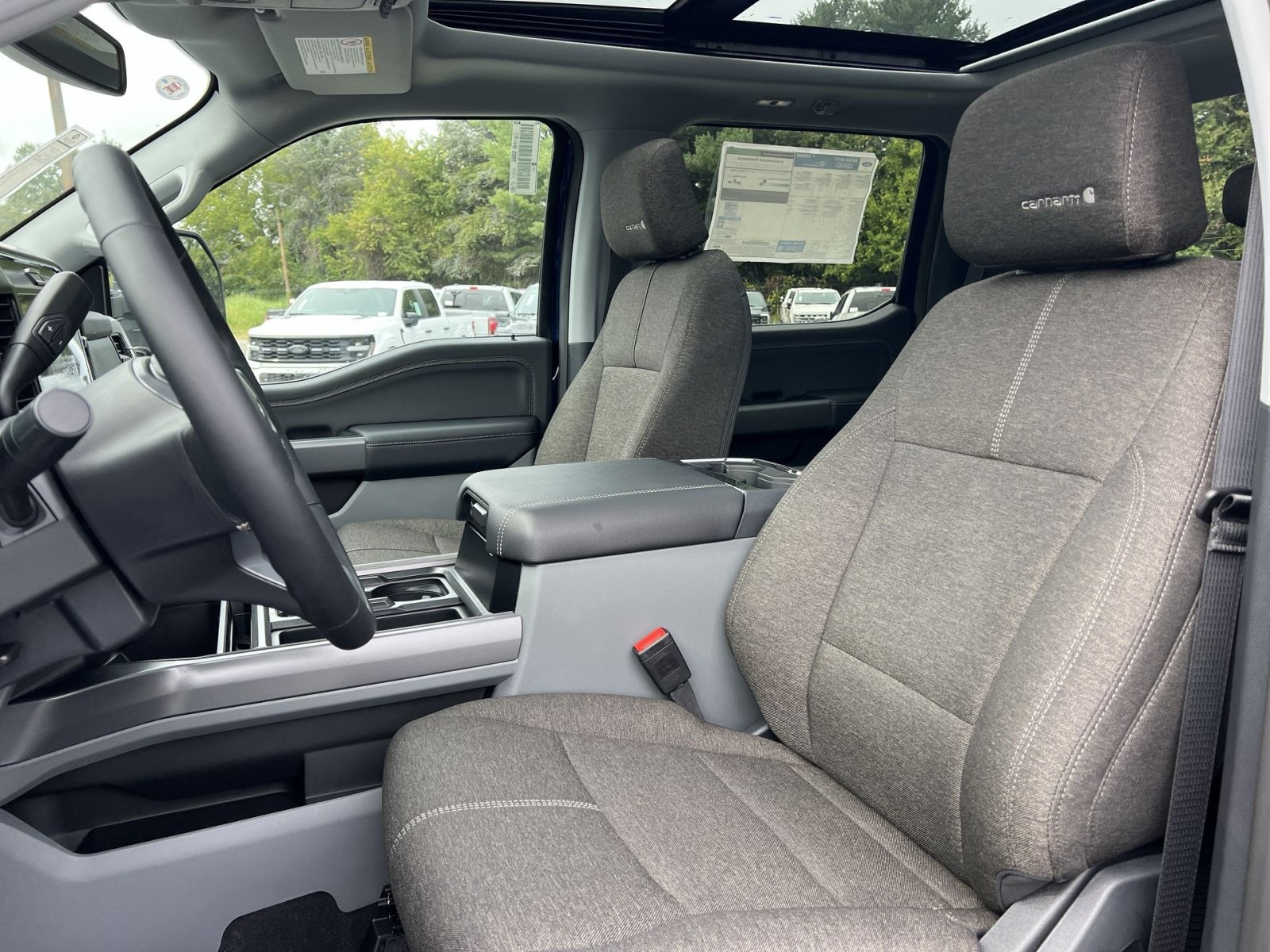 New 2027 Ford F250 XLT w/ XLT Premium Package AWD/4WD image 13