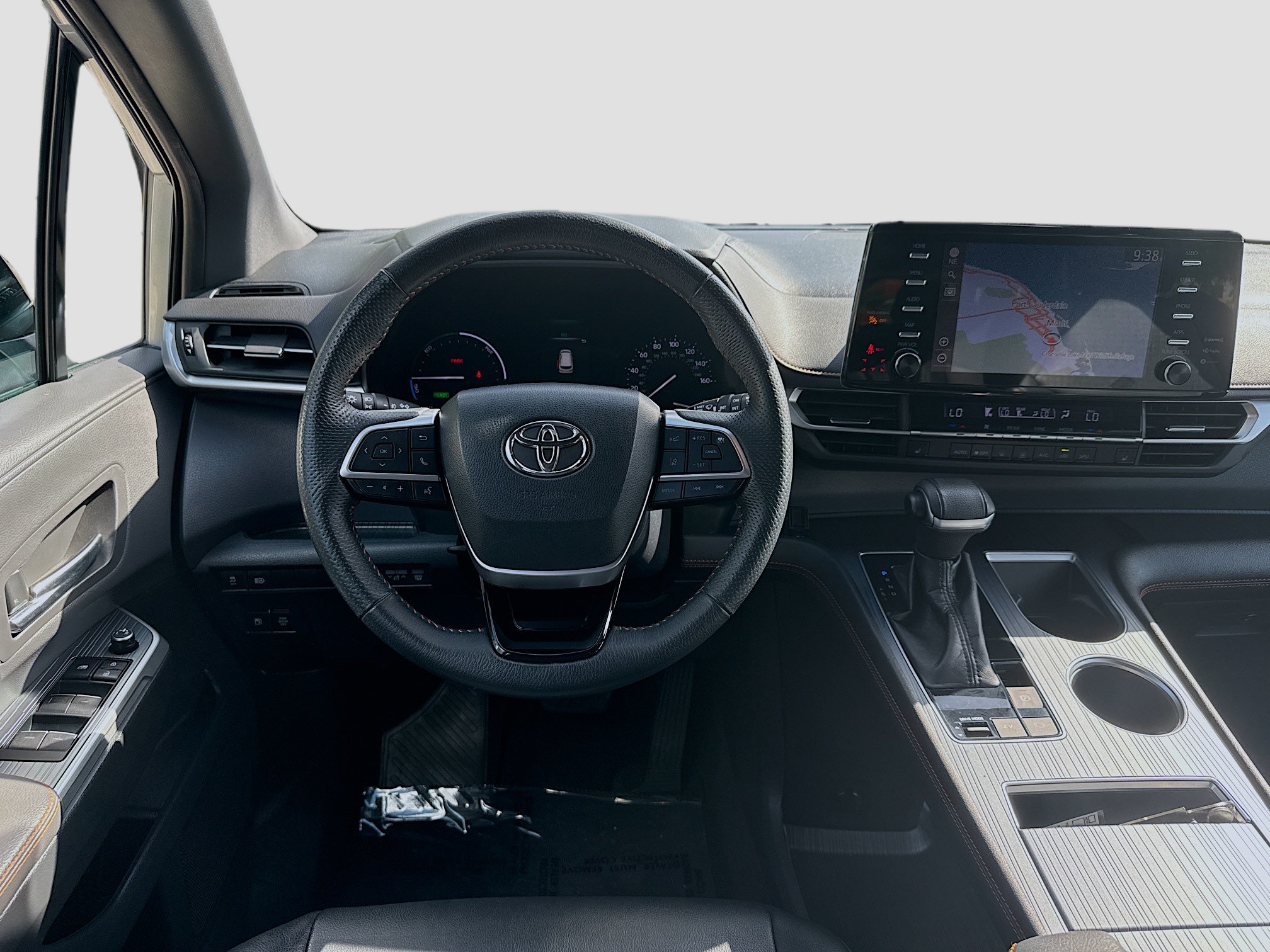 Used 2022 Toyota Sienna XSE FWD image 21
