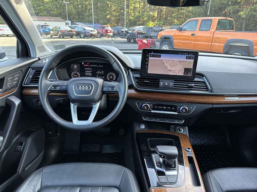Used 2023 Audi Q5 2.0T Premium Plus w/ Premium Plus Package image 8