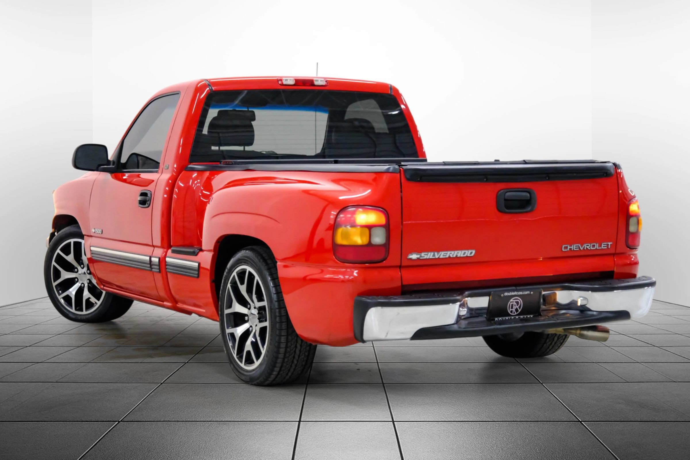 Used 1999 Chevrolet Silverado 1500 LS w/ Firm Ride Suspension Pkg RWD image 10