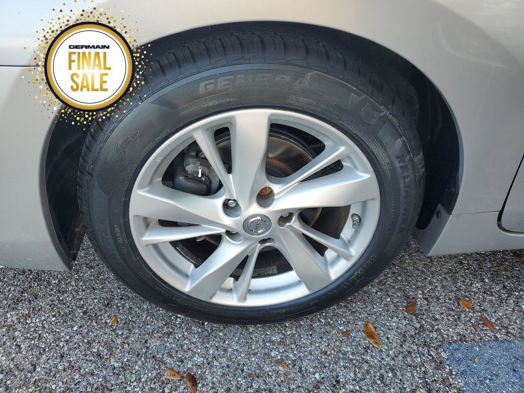 Used 2013 Nissan Altima 2.5 SL w/ Technology Pkg image 10