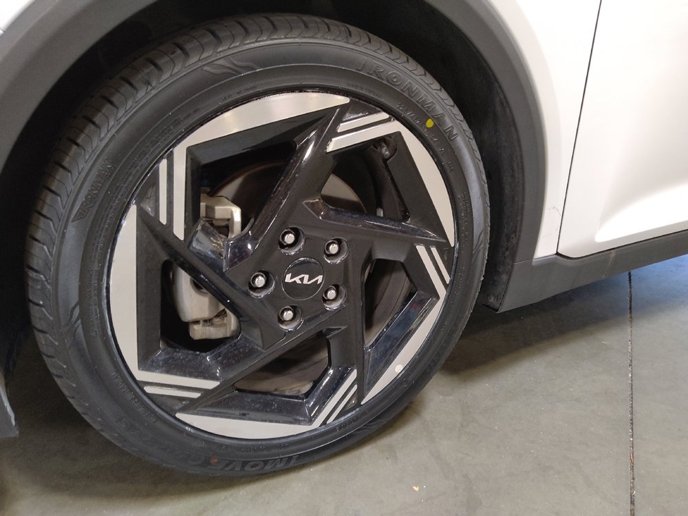Used 2025 Kia K4 EX FWD image 31