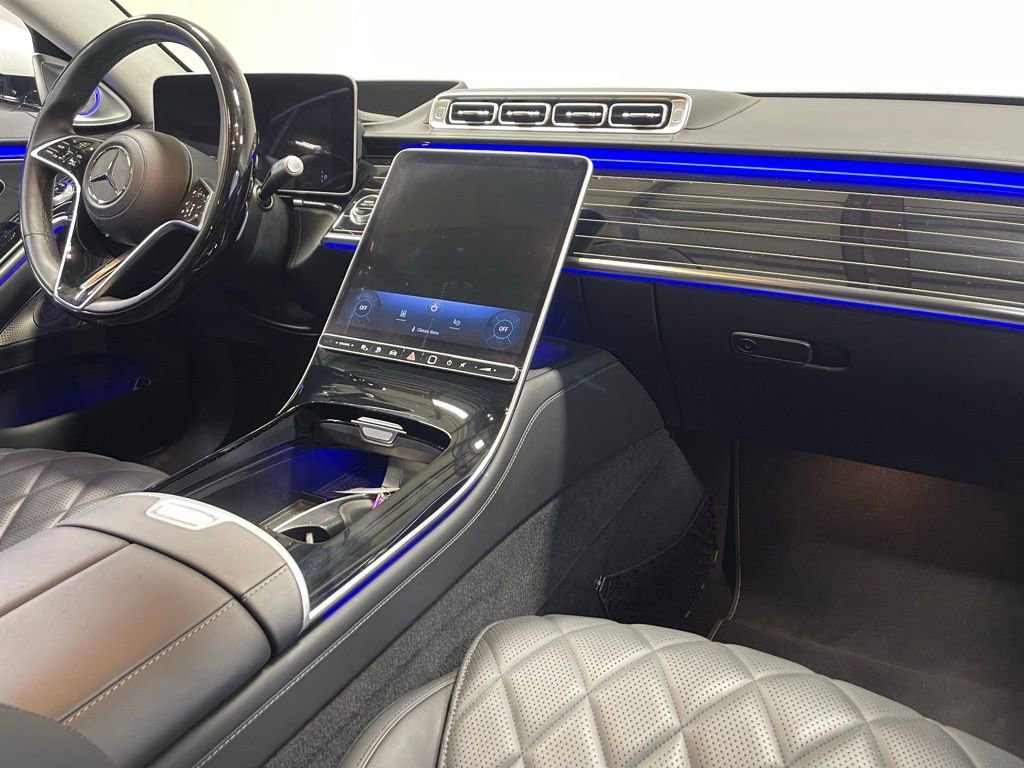 Used 2023 Mercedes-Benz S 580e 4MATIC Sedan w/ 3D Technology Package image 27
