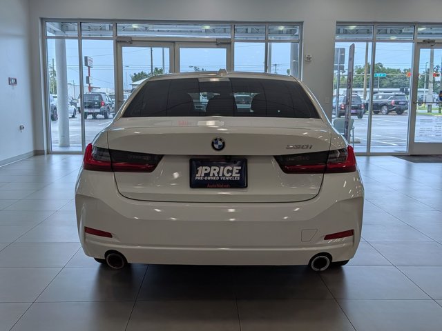 Used 2023 BMW 330i Sedan RWD image 7
