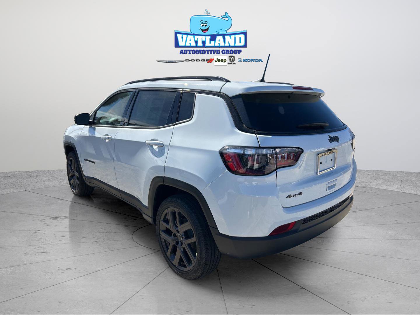 New 2026 Jeep Compass Latitude AWD/4WD image 3