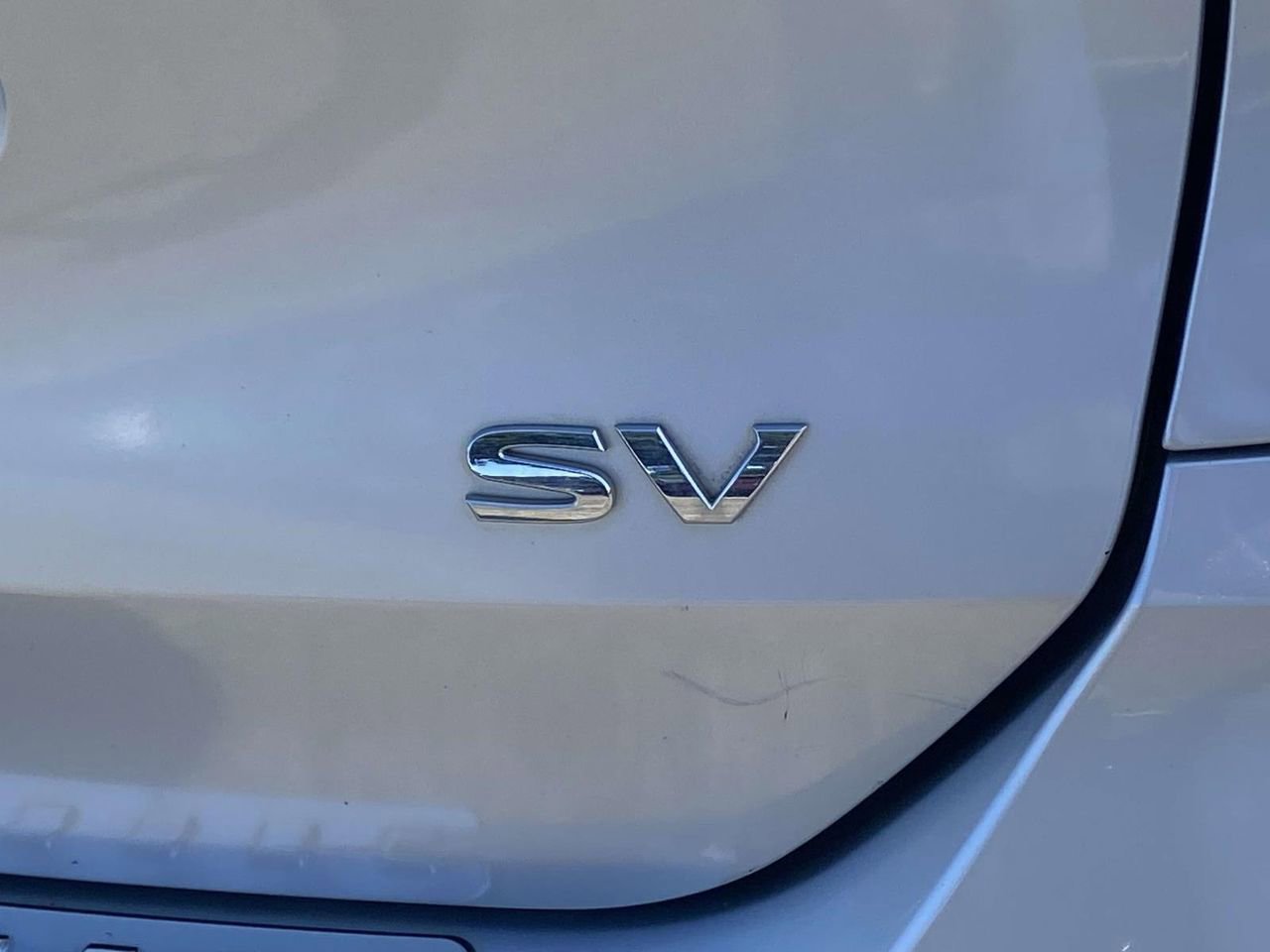 Used 2017 Nissan Rogue SV FWD image 8