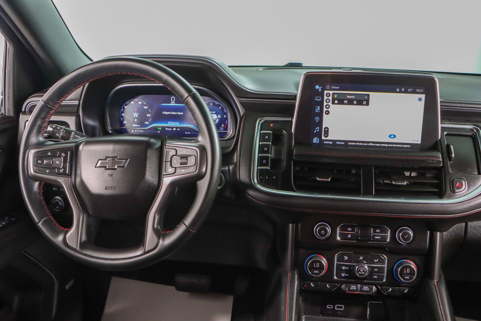 Used 2024 Chevrolet Suburban RST w/ Luxury Package image 18