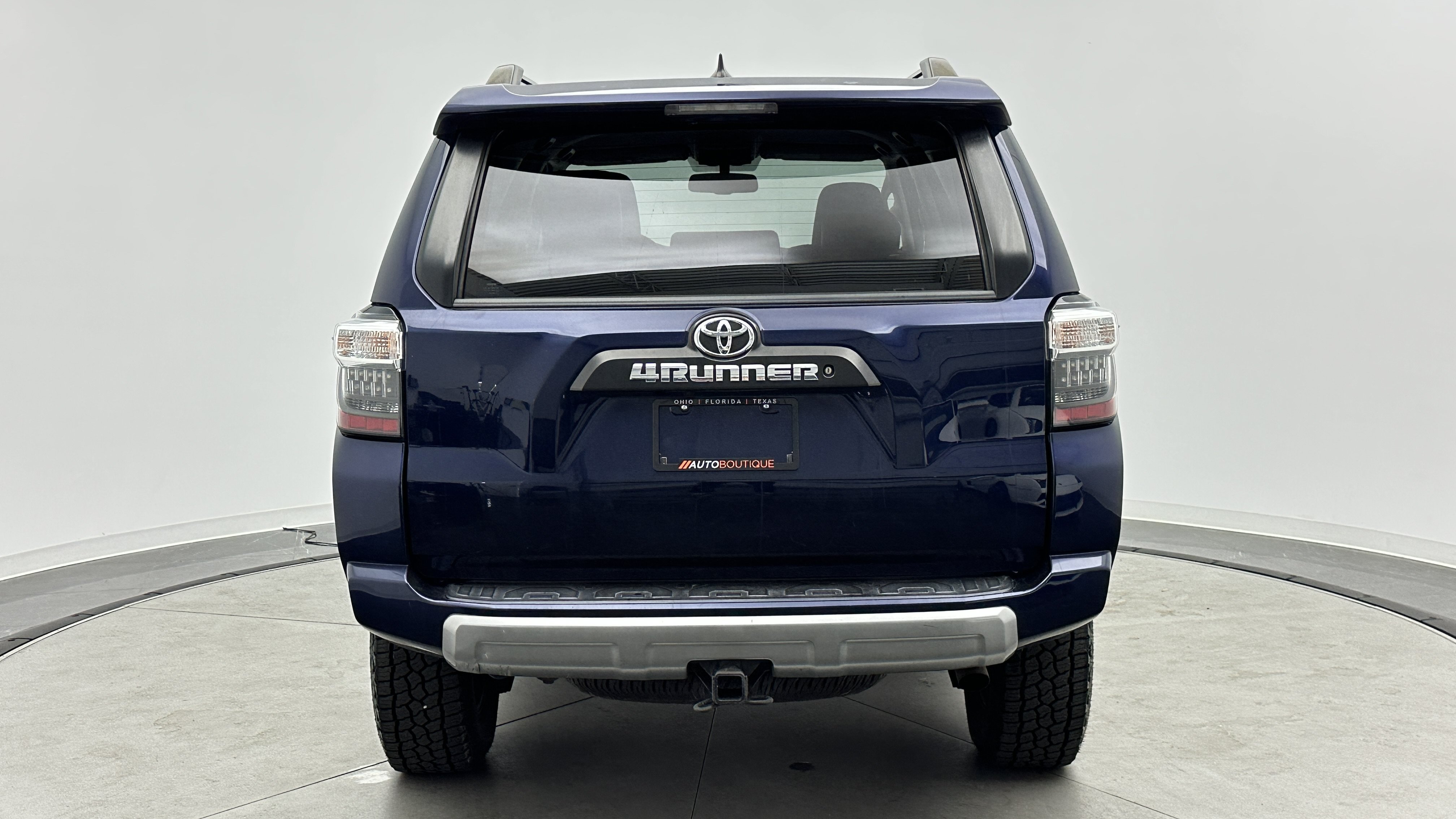 Used 2019 Toyota 4Runner TRD Off-Road Premium AWD/4WD image 6