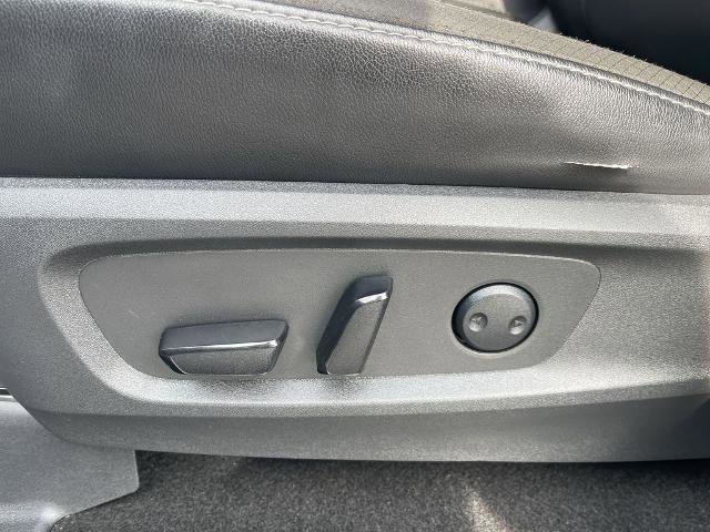 Certified 2023 Nissan Pathfinder SL AWD/4WD image 12