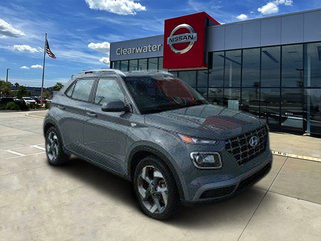 Used 2022 Hyundai Venue SEL