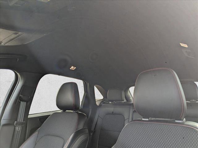 Used 2025 Ford Escape ST-Line image 18