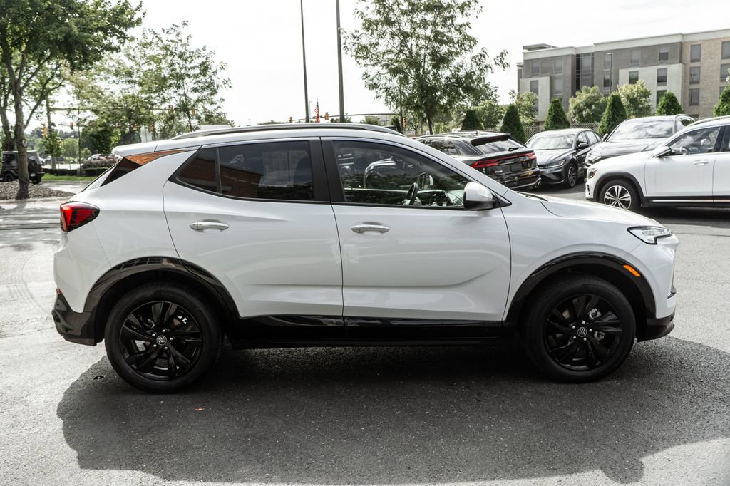 Used 2024 Buick Encore GX Sport Touring w/ Comfort Package AWD/4WD image 36