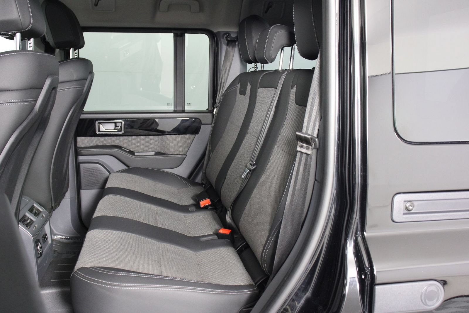 Used 2024 INEOS Grenadier AWD/4WD image 30