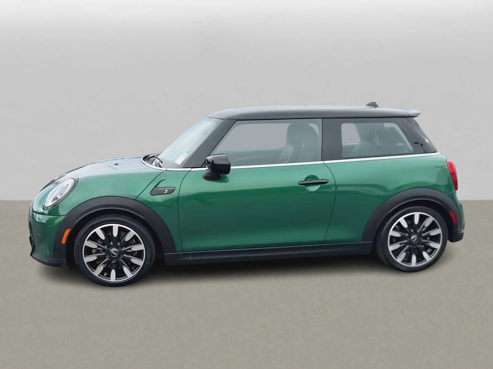 Used 2024 MINI Cooper S FWD image 5