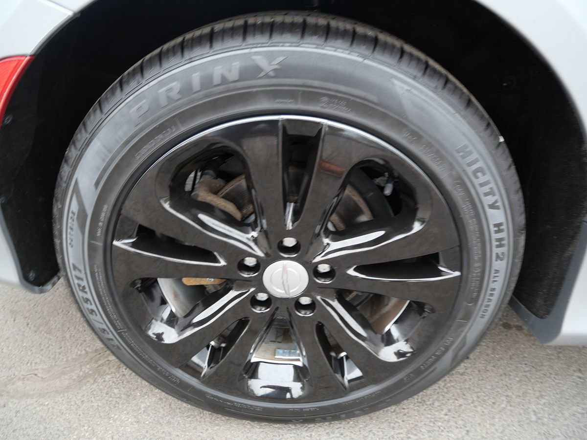 Used 2016 Chrysler 200 Limited w/ Convenience Group FWD image 35