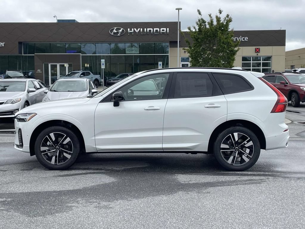 New 2026 Volvo XC60 B5 Plus w/ Protection Package Premier AWD/4WD image 25