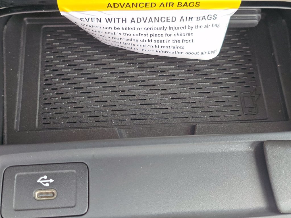 New 2026 Mercedes-Benz GLB 250 4MATIC image 32