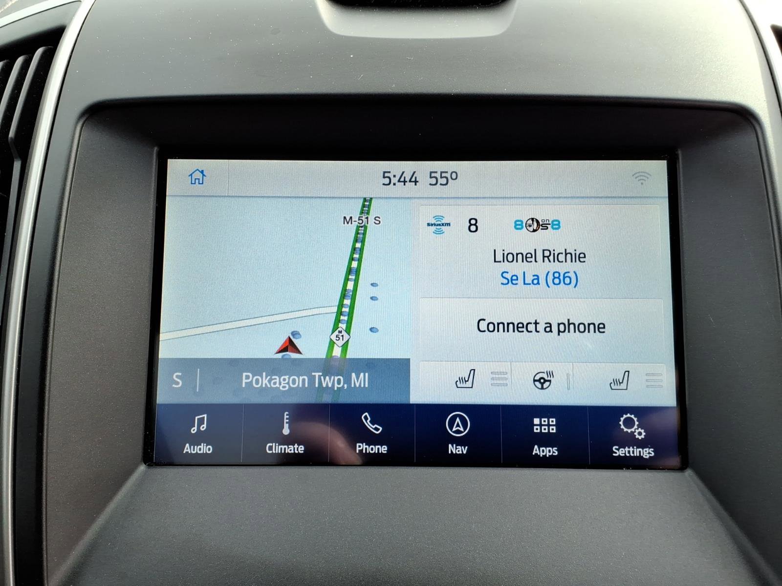 Used 2020 Ford Edge SEL w/ Convenience Package image 4