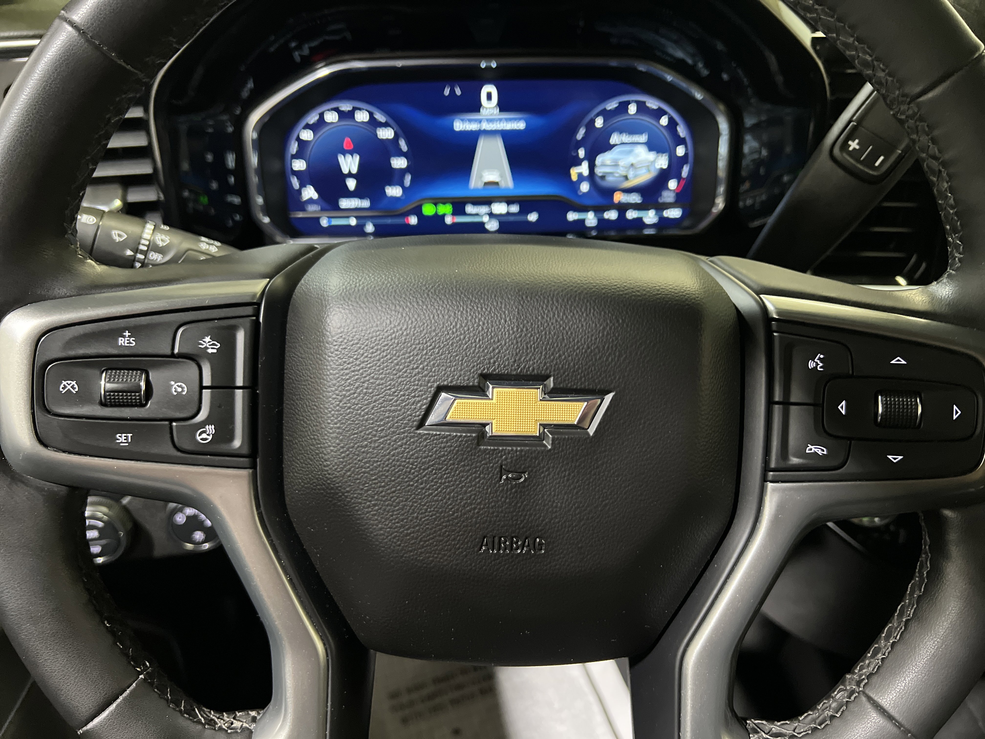 Used 2023 Chevrolet Silverado 1500 LT w/ Z71 Off-Road Package AWD/4WD image 21