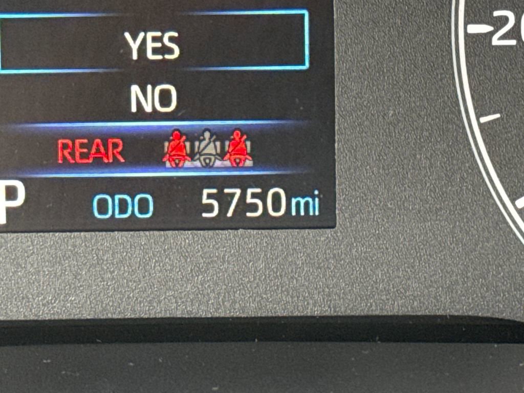 Used 2025 Toyota Corolla SE image 20