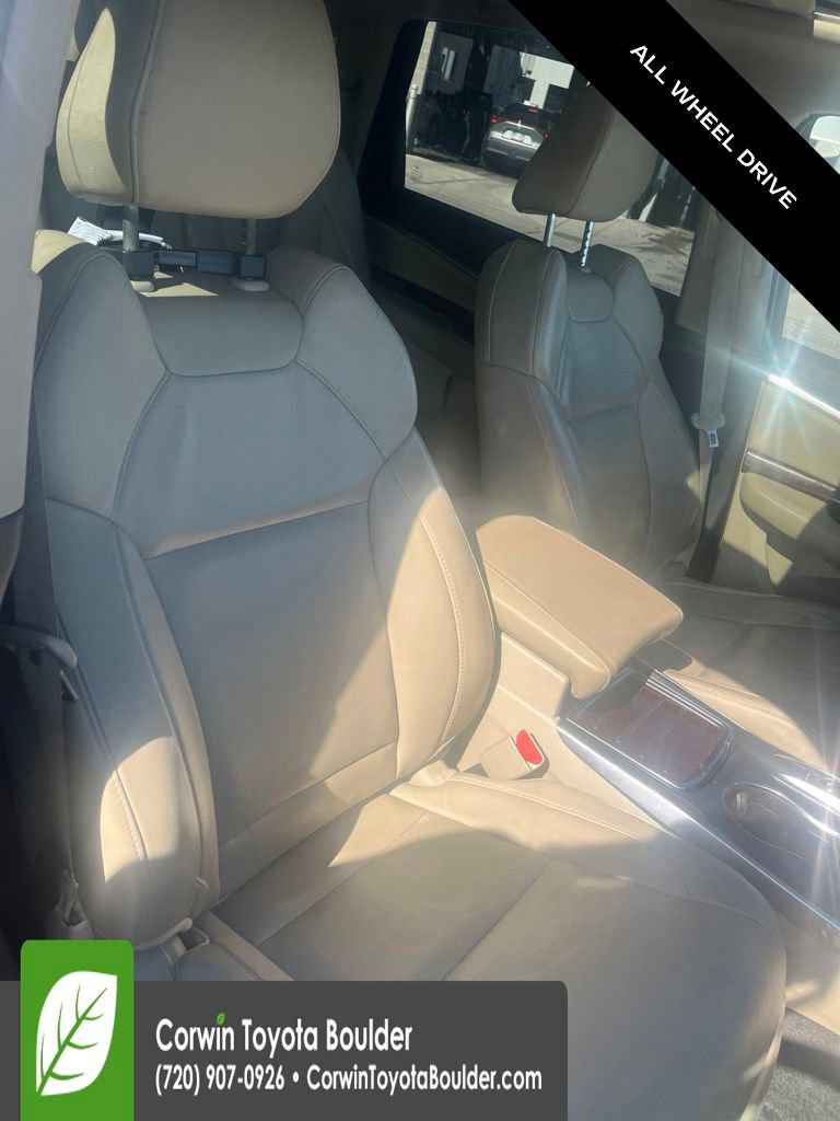 Used 2017 Acura MDX w/ Technology Package AWD/4WD image 11