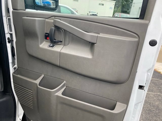 Used 2024 Chevrolet Express 2500 w/ Driver Convenience Package RWD image 28