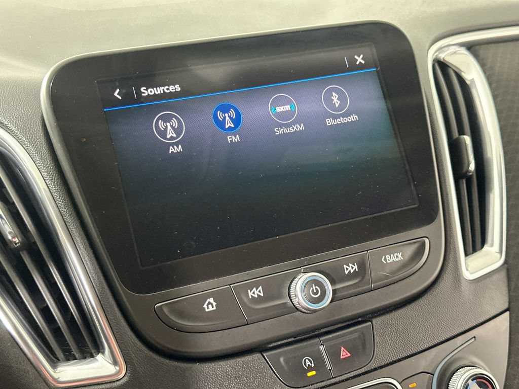 Used 2020 Chevrolet Malibu LT FWD image 26
