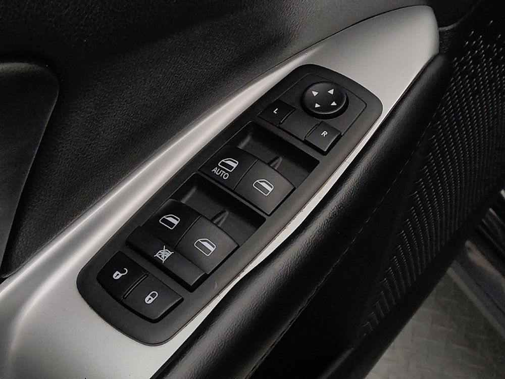 Used 2018 Dodge Journey SE w/ Popular Equipment Group FWD image 27