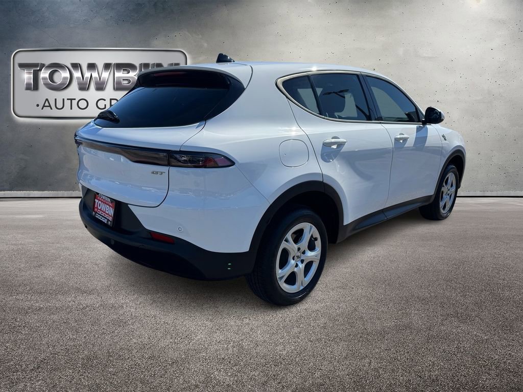 Used 2024 Dodge Hornet GT w/ Cold Weather Group image 4
