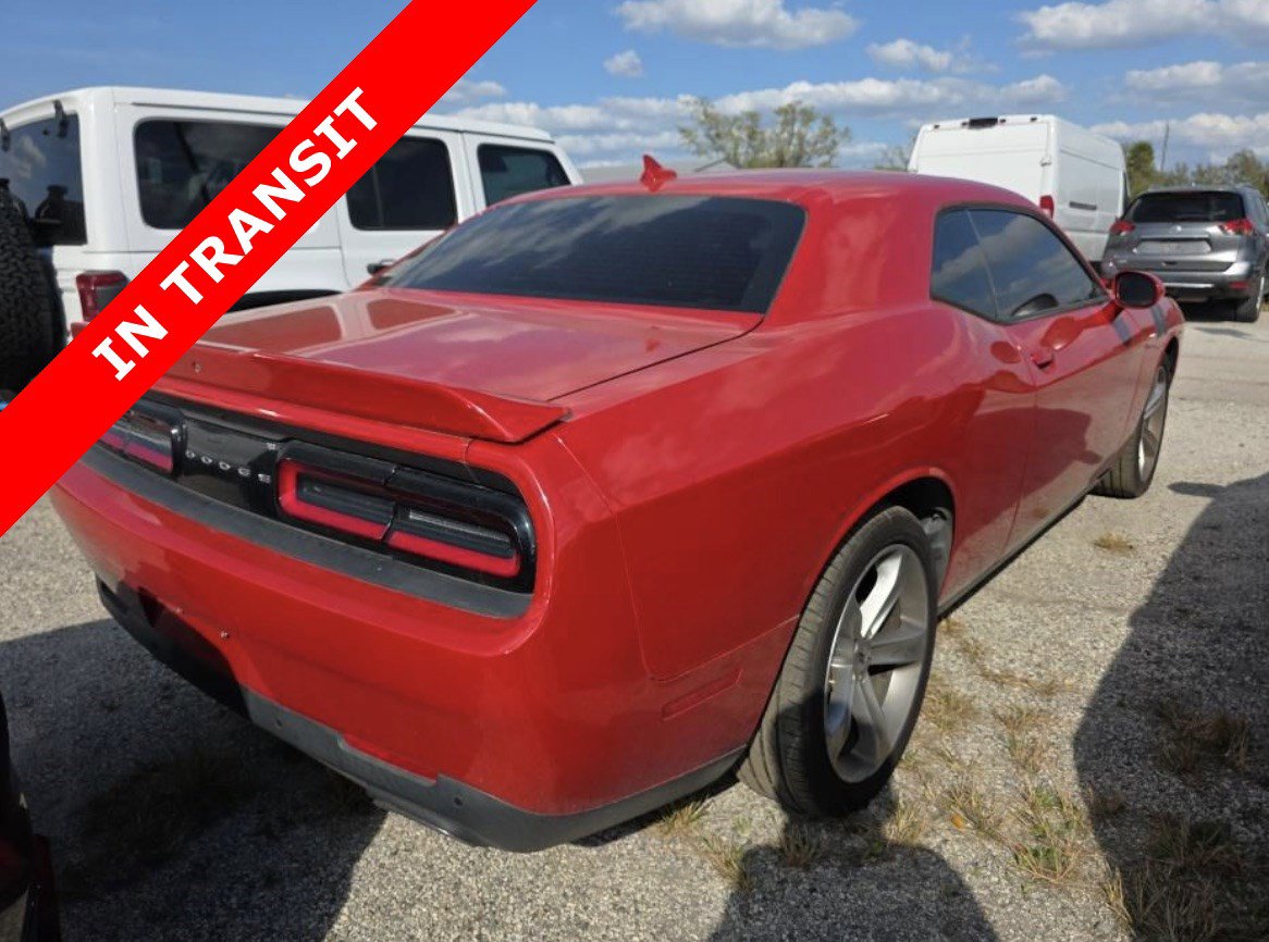 Used 2018 Dodge Challenger SXT Plus RWD image 4