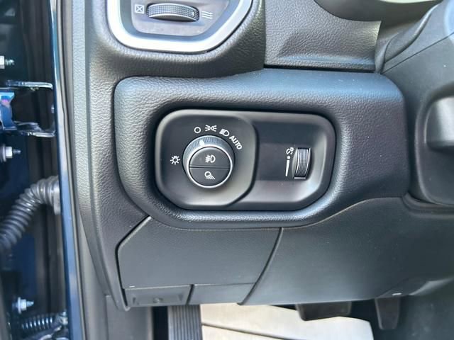 Used 2024 RAM 2500 Big Horn w/ Bed Utility Group image 24