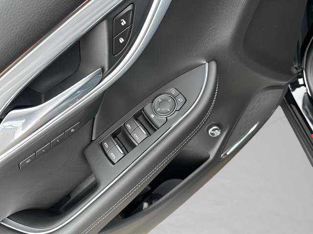 New 2026 Buick Envision Avenir image 13