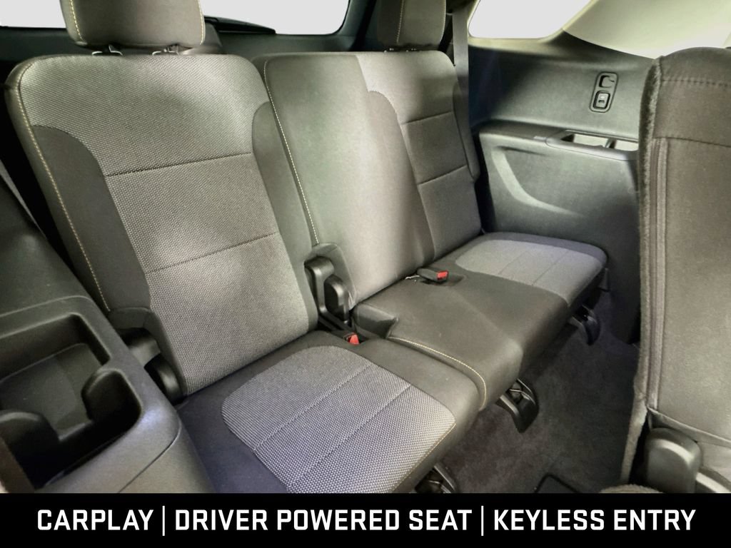 Used 2020 Chevrolet Traverse LT FWD image 26