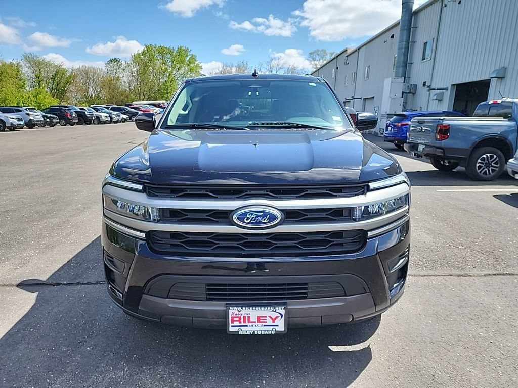 Used 2024 Ford Expedition XLT AWD/4WD image 12