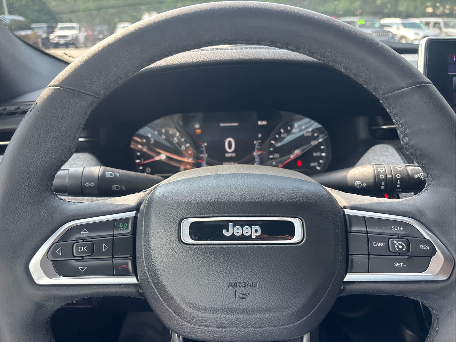Used 2023 Jeep Compass Latitude AWD/4WD image 14
