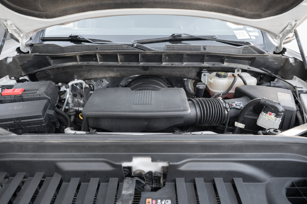 Used 2024 GMC Sierra 1500 SLT AWD/4WD image 16