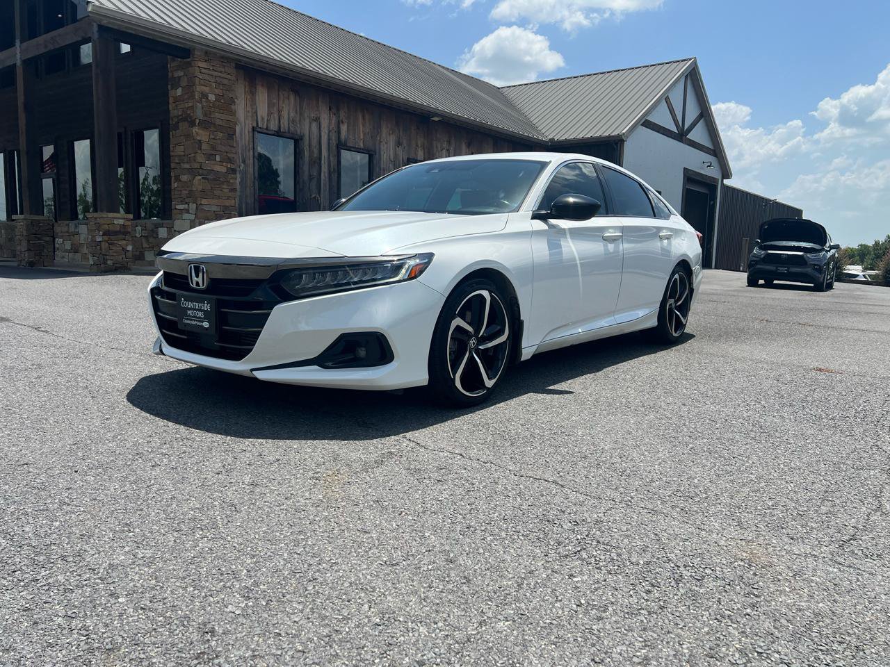 Used 2022 Honda Accord Sport image 3