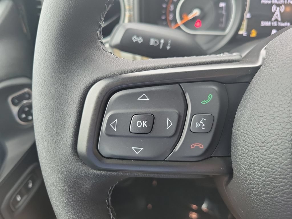 New 2026 Jeep Gladiator Sport AWD/4WD image 12