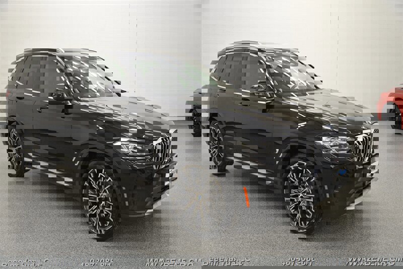 Used 2023 BMW X3 sDrive30i w/ Convenience Package image 9