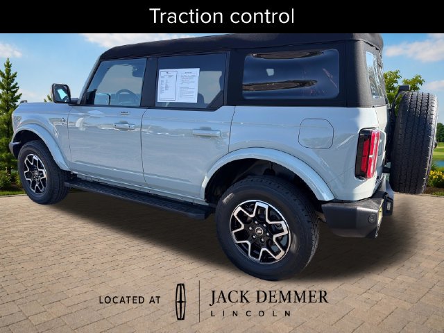 Used 2023 Ford Bronco Outer Banks AWD/4WD image 5