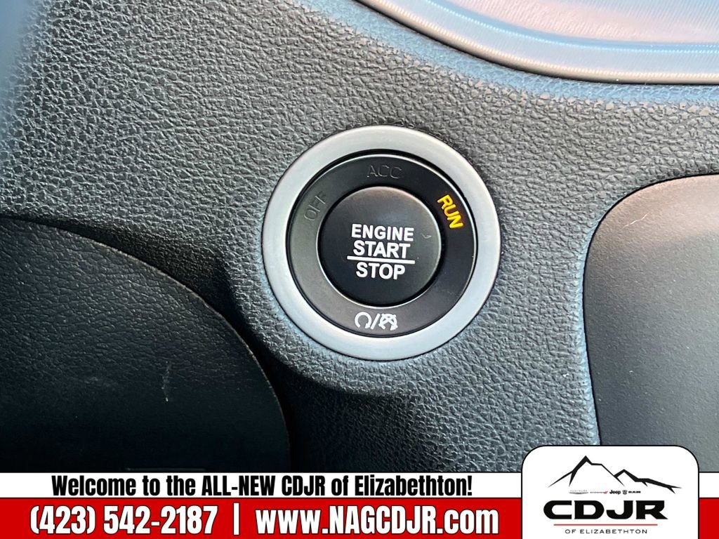 New 2023 Dodge Charger SXT w/ Cold Weather Package image 28