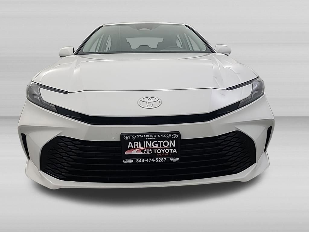 Used 2025 Toyota Camry LE AWD/4WD image 10