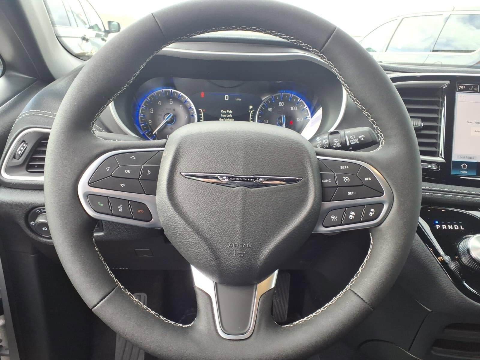 New 2026 Chrysler Pacifica Select FWD image 9