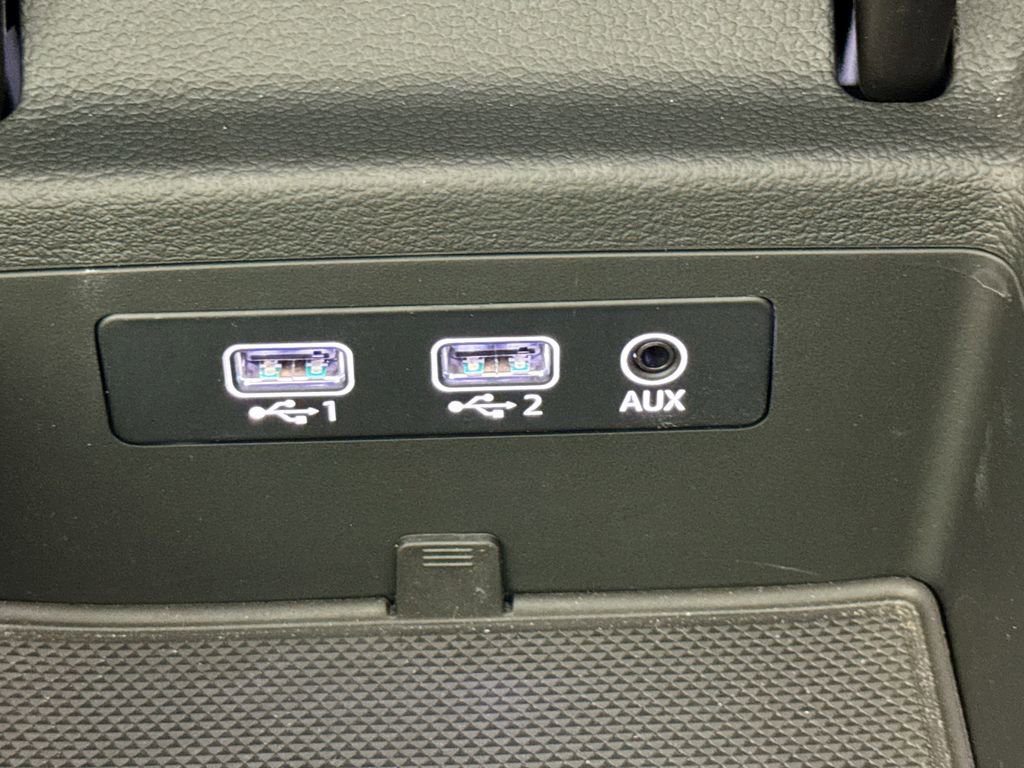 Used 2017 Audi A4 2.0T Premium w/ Convenience Package image 17