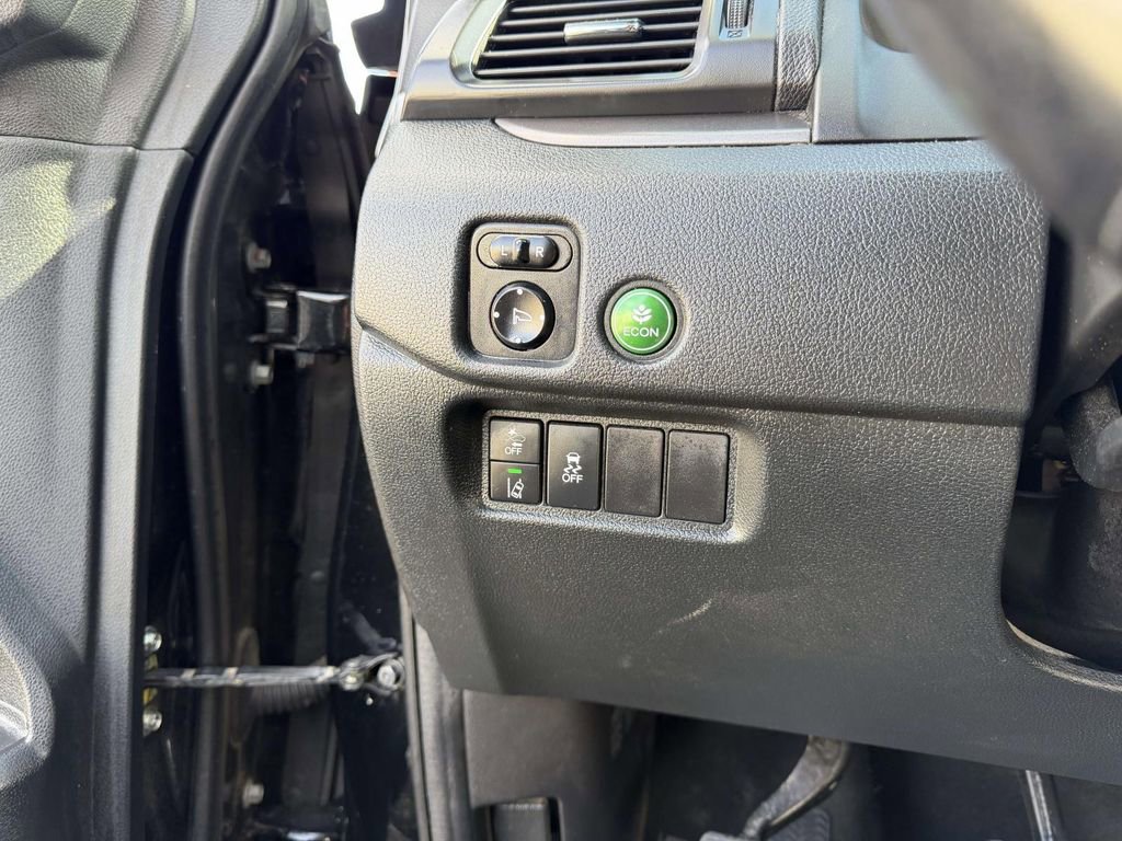 Used 2021 Honda Pilot Special Edition image 28