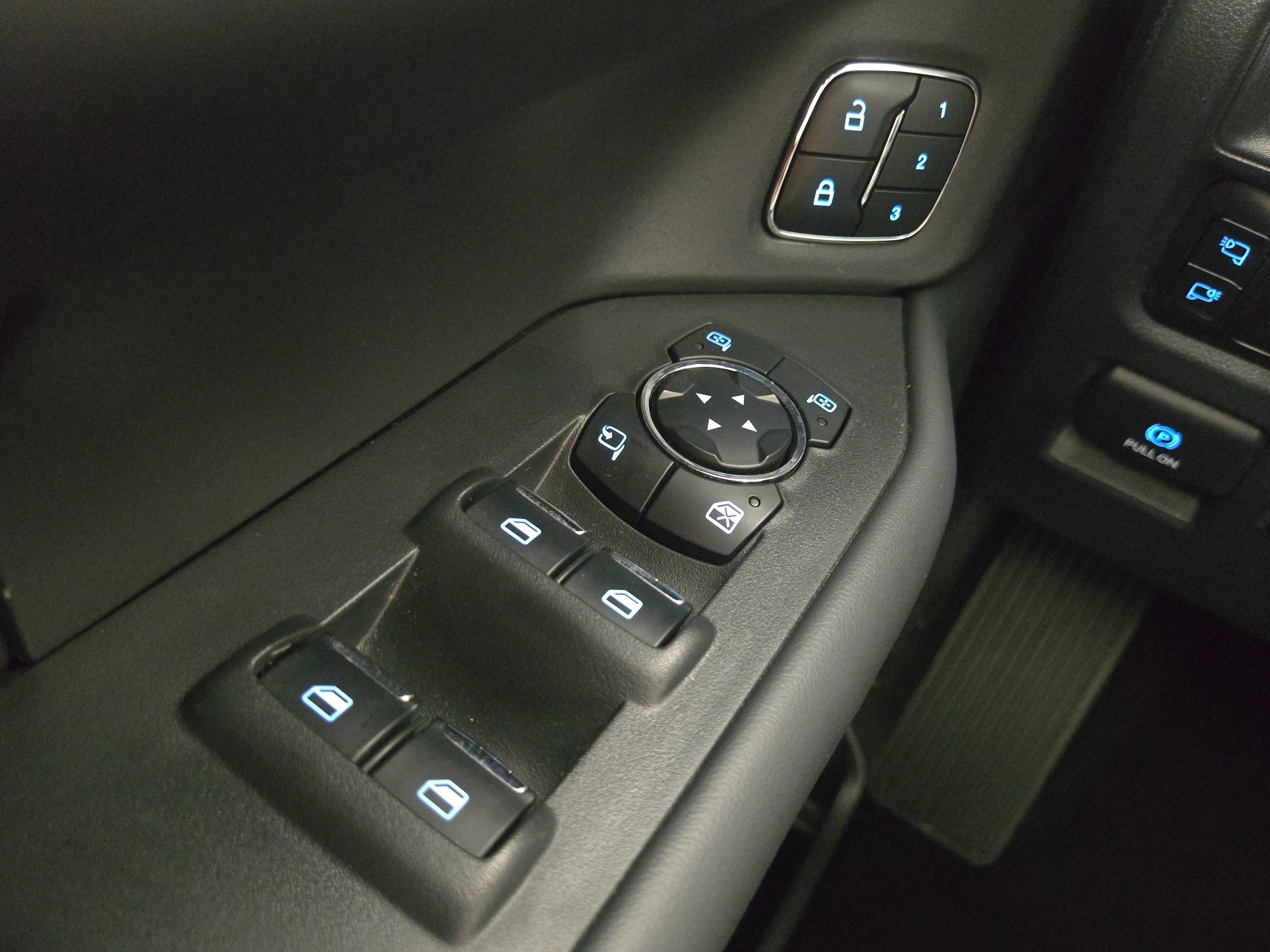 Used 2024 Ford Expedition Max Platinum AWD/4WD image 28