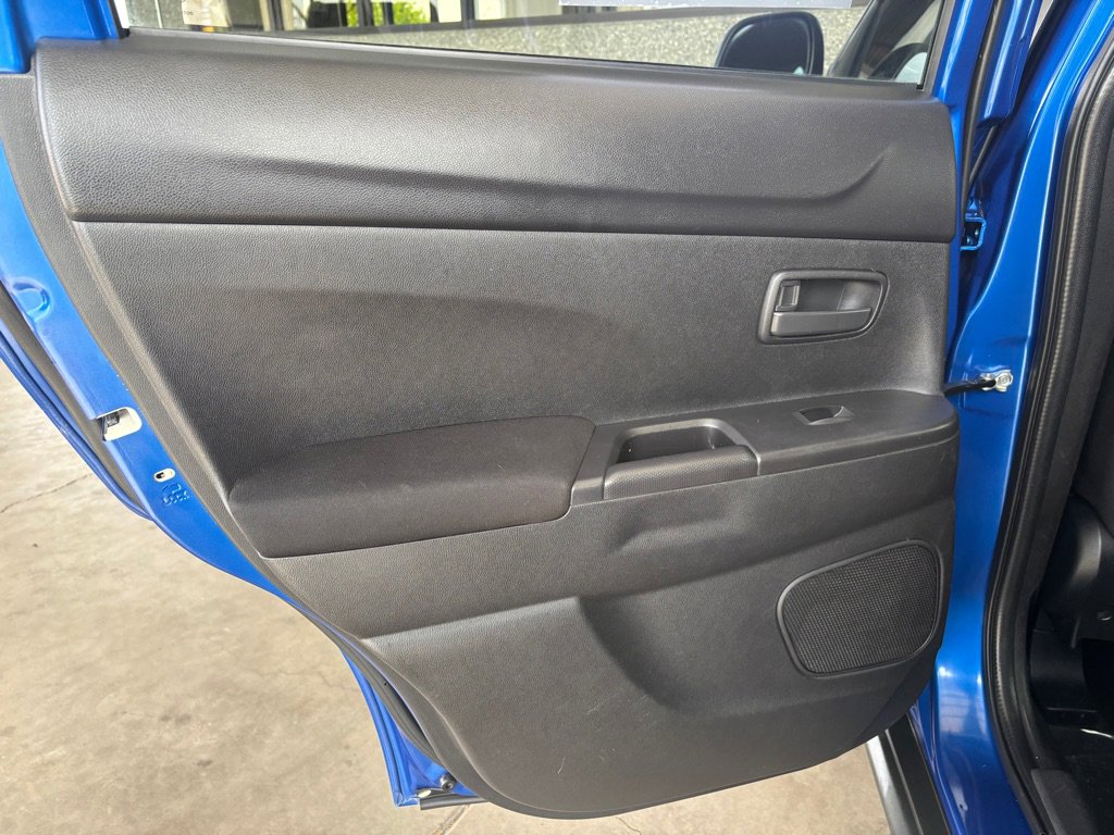 Used 2015 Mitsubishi Outlander Sport ES image 24