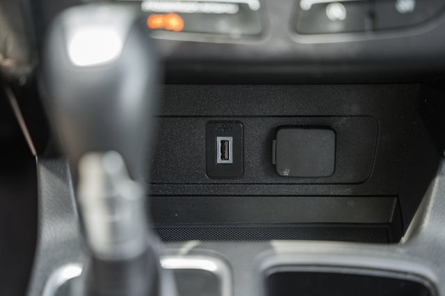 Used 2017 Ford Escape Titanium FWD image 32